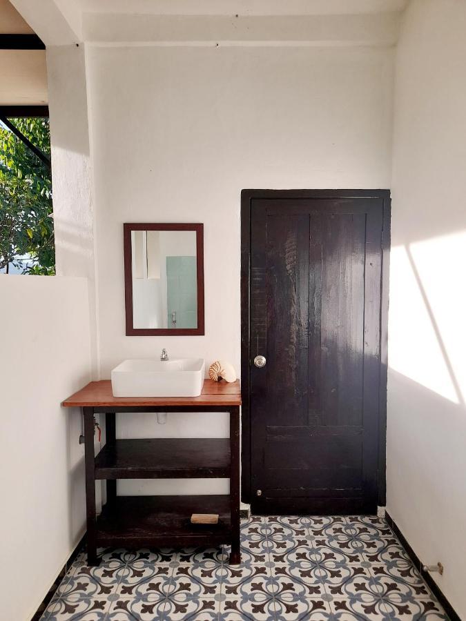 Merdeka House Maluk Εξωτερικό φωτογραφία