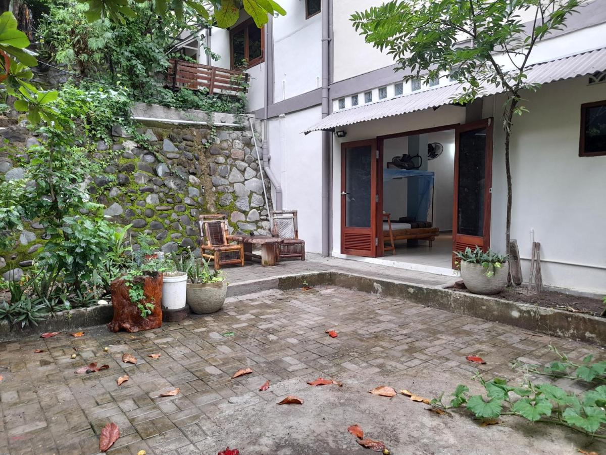 Merdeka House Maluk Εξωτερικό φωτογραφία
